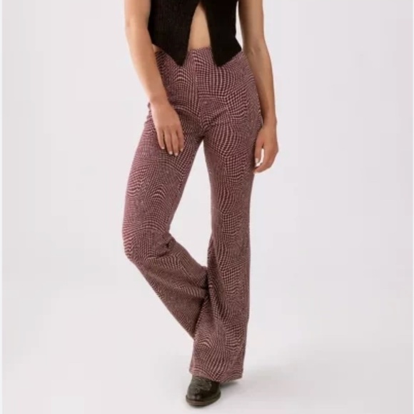 Urban Outfitters UO Bryn Pull-On Flare Stretch Pant - Picture 3 of 8